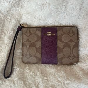 COACH Small Wristlet Wallet like new
